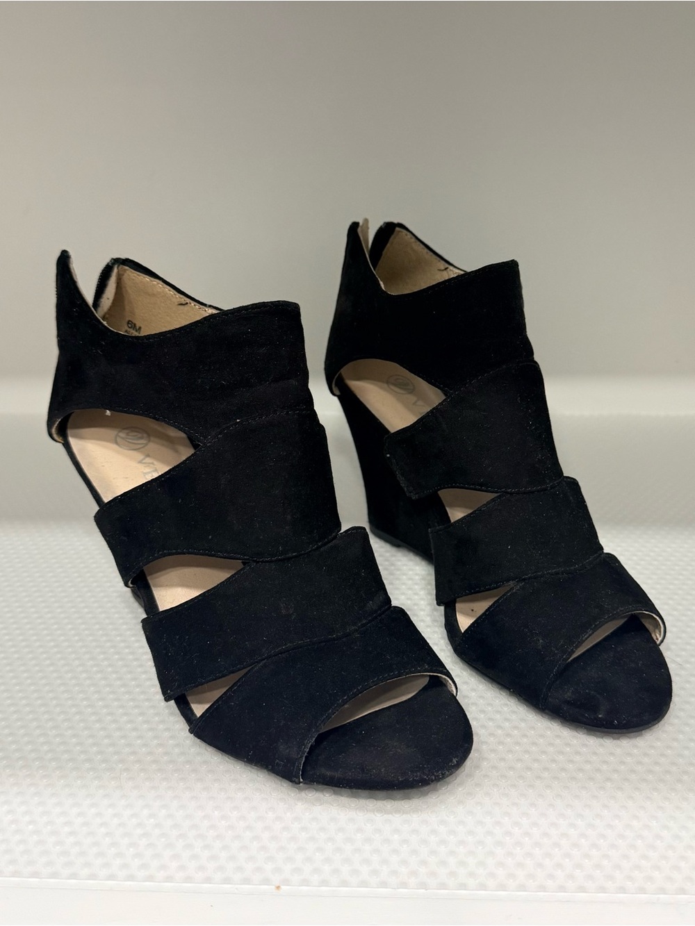 Versona Black Suede Cutout Block Heel Sandals